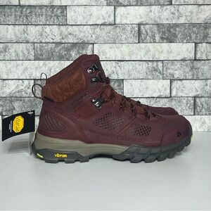 Vasque Talus Women’s 7 Ultra Dry Rum Raisin Vibram Hiking Boots